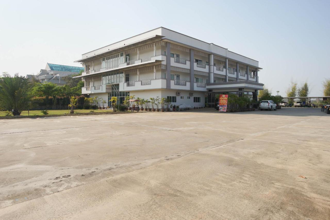 Oyo 75394 Sakthong Grand Hotel تشيانغ كونغ المظهر الخارجي الصورة