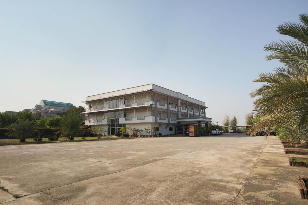 Oyo 75394 Sakthong Grand Hotel تشيانغ كونغ المظهر الخارجي الصورة