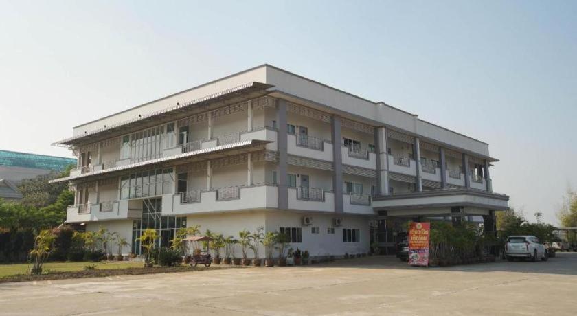 Oyo 75394 Sakthong Grand Hotel تشيانغ كونغ المظهر الخارجي الصورة