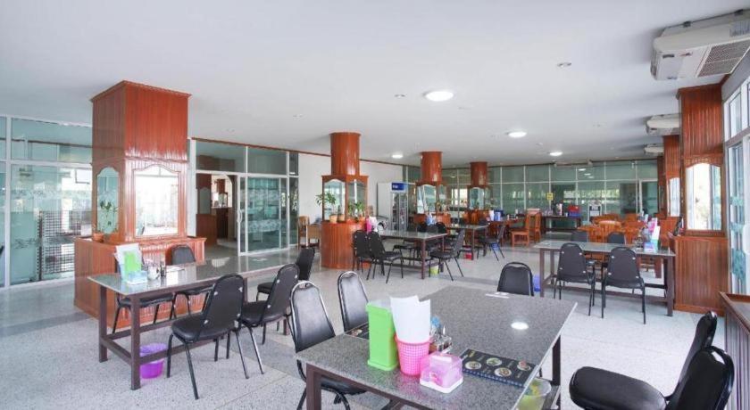 Oyo 75394 Sakthong Grand Hotel تشيانغ كونغ المظهر الخارجي الصورة