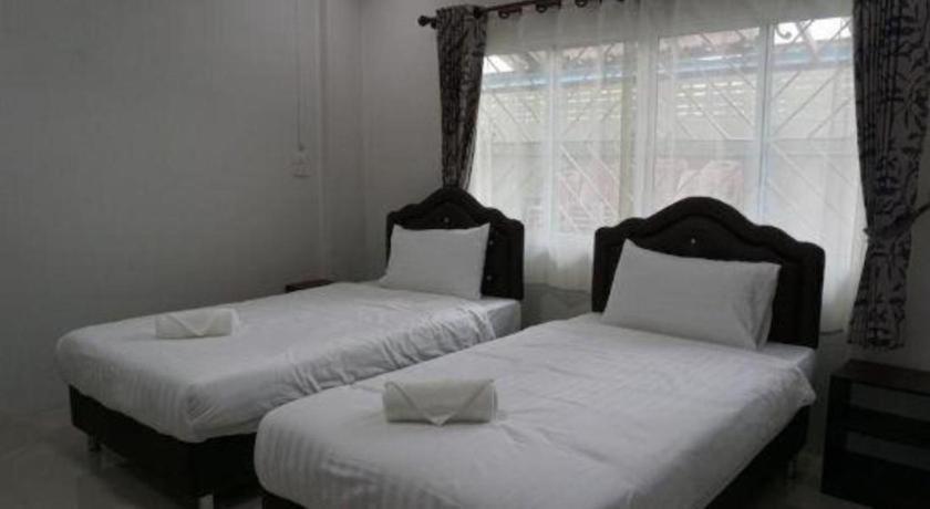 Oyo 75394 Sakthong Grand Hotel تشيانغ كونغ المظهر الخارجي الصورة
